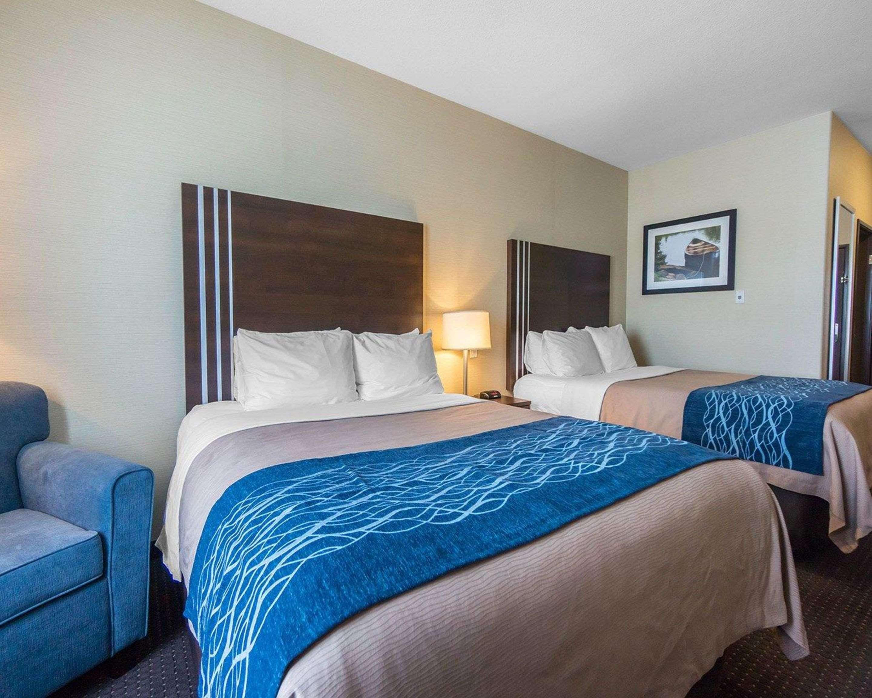 Comfort Inn & Suites Fox Creek Екстер'єр фото