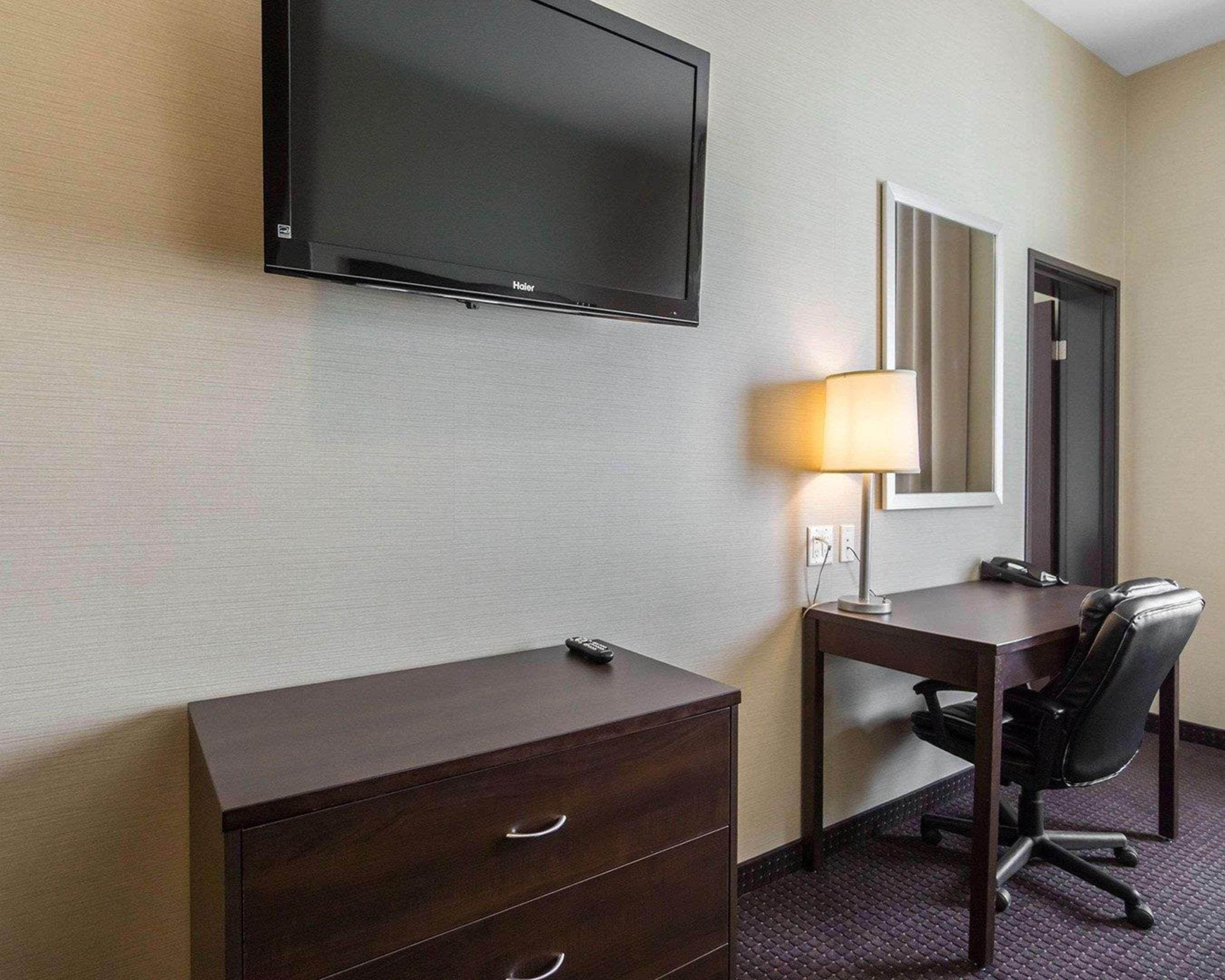 Comfort Inn & Suites Fox Creek Екстер'єр фото